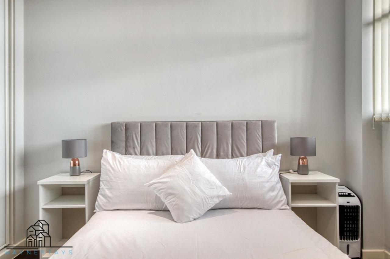 דירות לונדון Cosy 1-Bed By Heathrow Airport מראה חיצוני תמונה